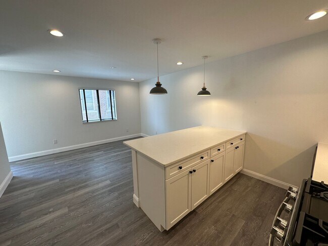 Foto del edificio - 113 E Lane Ave
