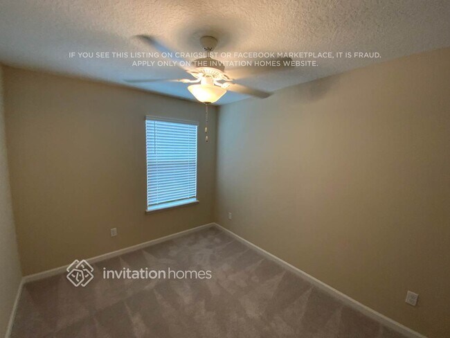 Foto del edificio - 13309 Shore Grass Dr