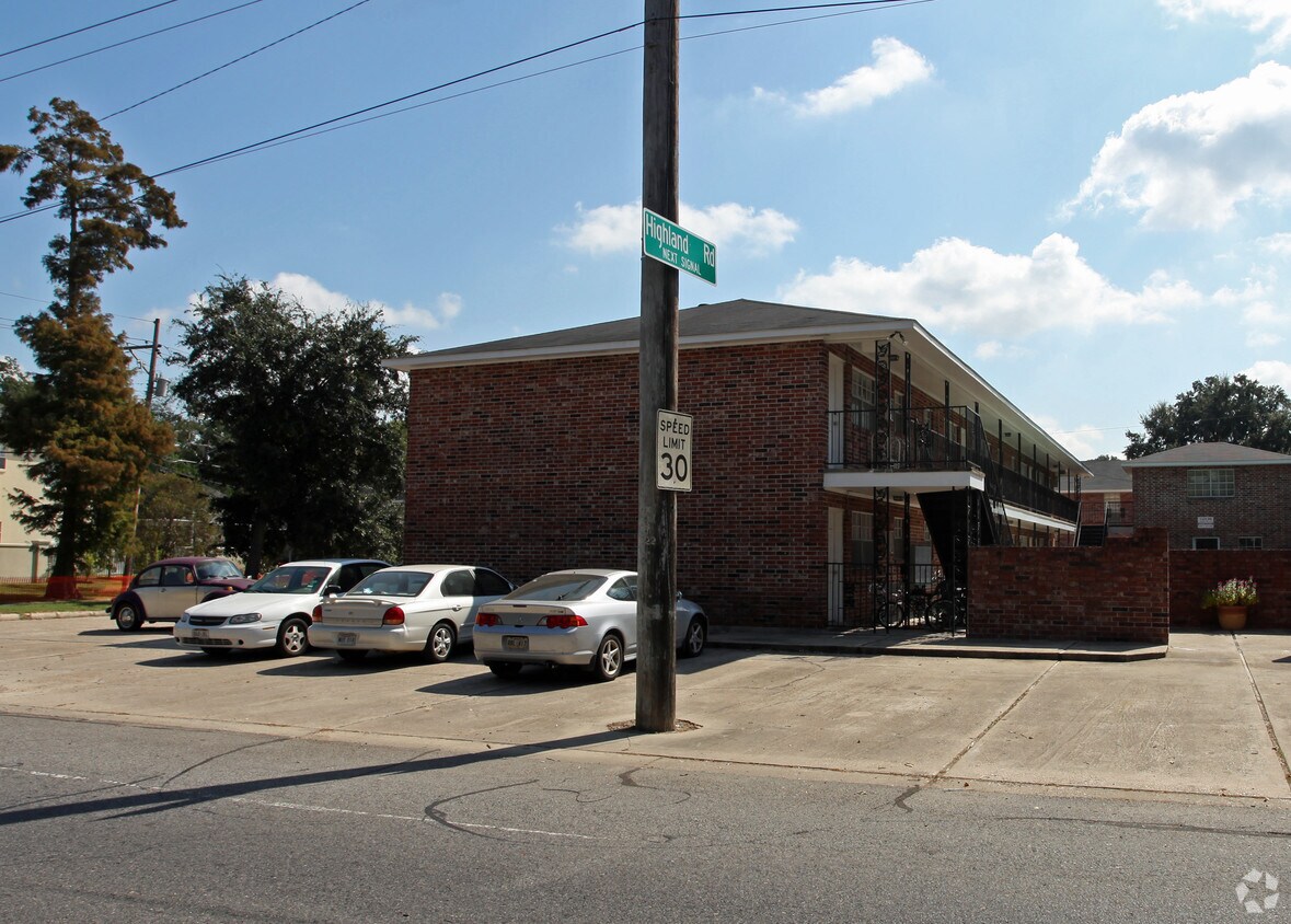 Primary Photo - Taylor Apartments