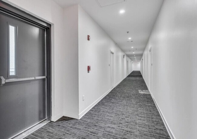 Foto del edificio - 1118 Litton Ave