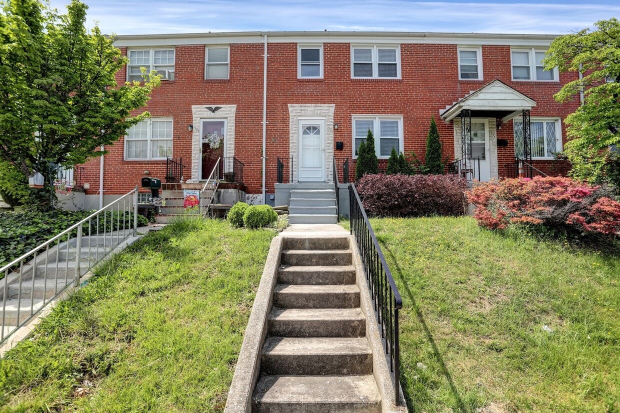 1737 Weston Ave, Parkville, MD 21234 House Rental in Parkville, MD