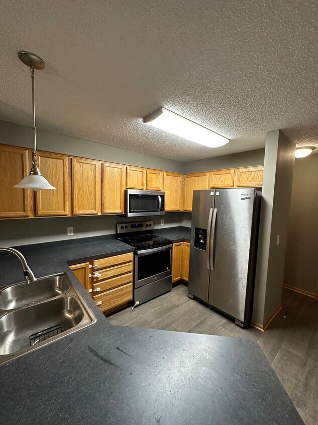 Foto del edificio - 17337 River Birch Ln