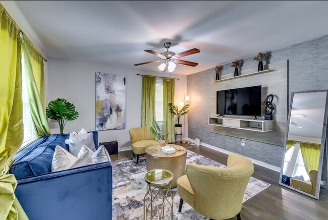 Photo - 1280 Kenilworth Dr SW House