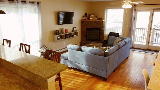 Foto del edificio - 16 Headwall Dr