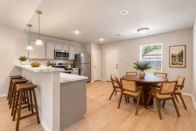 Building Photo - 5137 Woodstream Dr