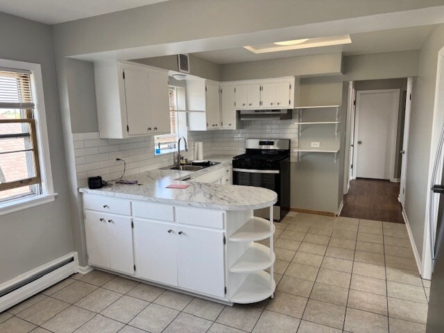 Primary Photo - 5837 W Addison St