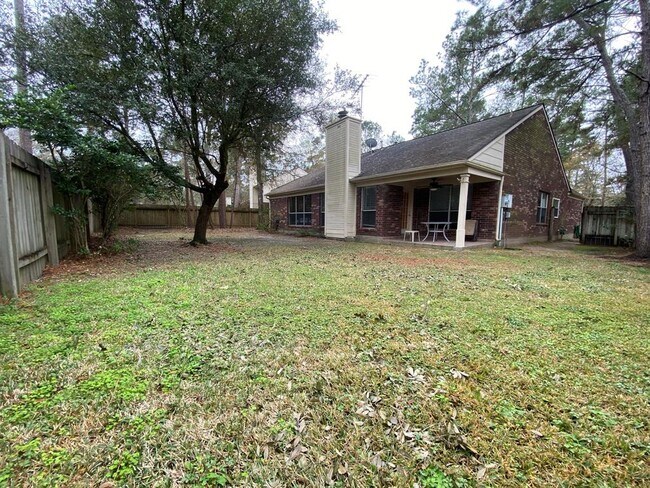 Building Photo - 22 Lush Meadow Pl