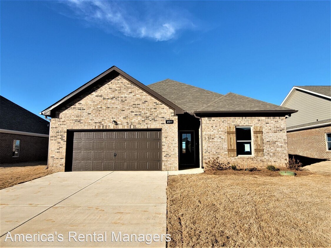 4 br, 2 bath House 209 John Harold Drive House for Rent in