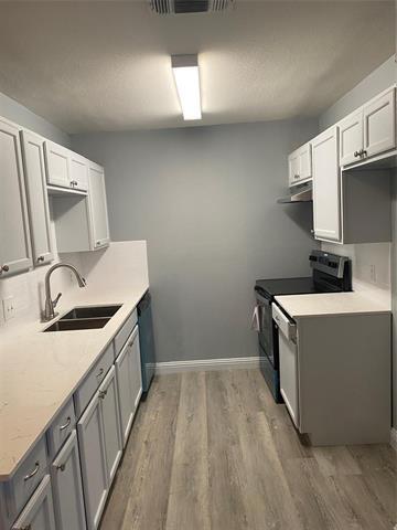 Foto del edificio - 7035 Crosstimbers Ln