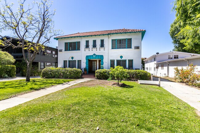 Front Elevation - 614 E California Blvd