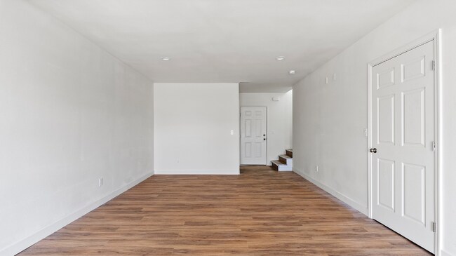 Foto del edificio - 2631 W Marina Dr