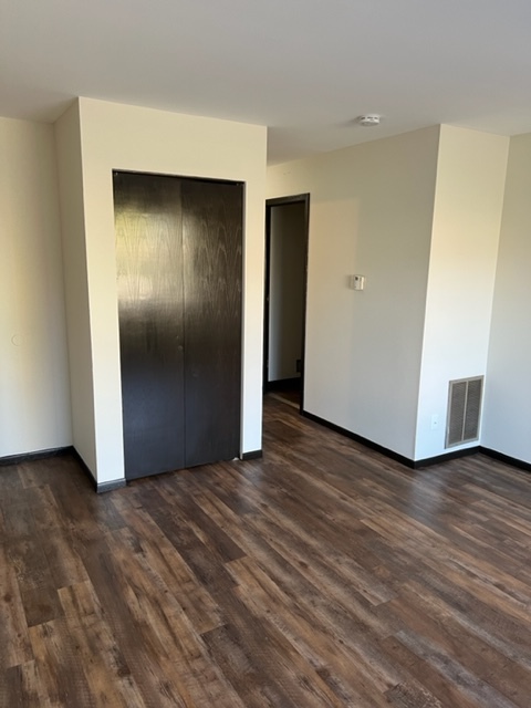 Living Room - 2776 N Robinson Dr