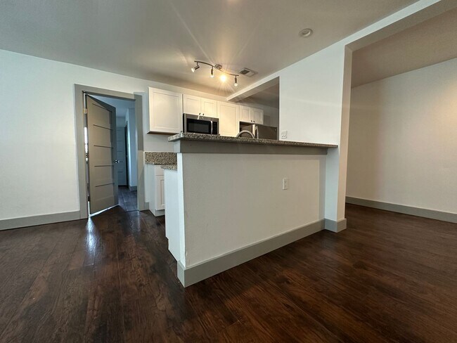 Foto del edificio - 4633 Fairmount St