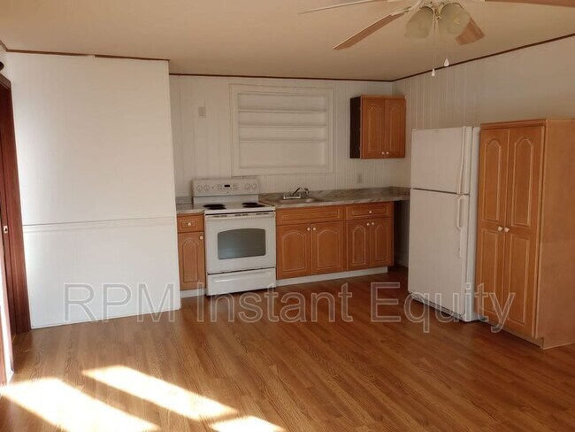 Foto del edificio - 2729 Broadway Cir