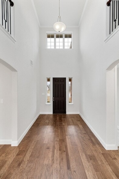 Building Photo - 310 Greystone Ct