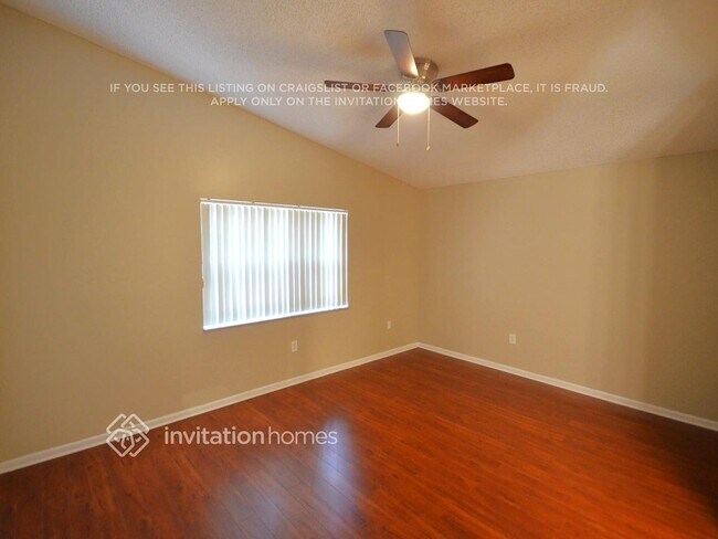 Building Photo - 5311 NW 49th Ave