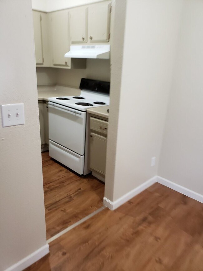 Foto del edificio - 3022-3024 W Bijou Street