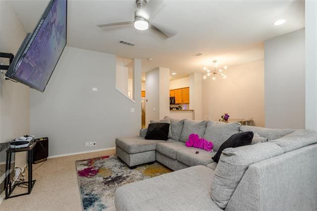 Building Photo - 2747 Hyde Park Dr