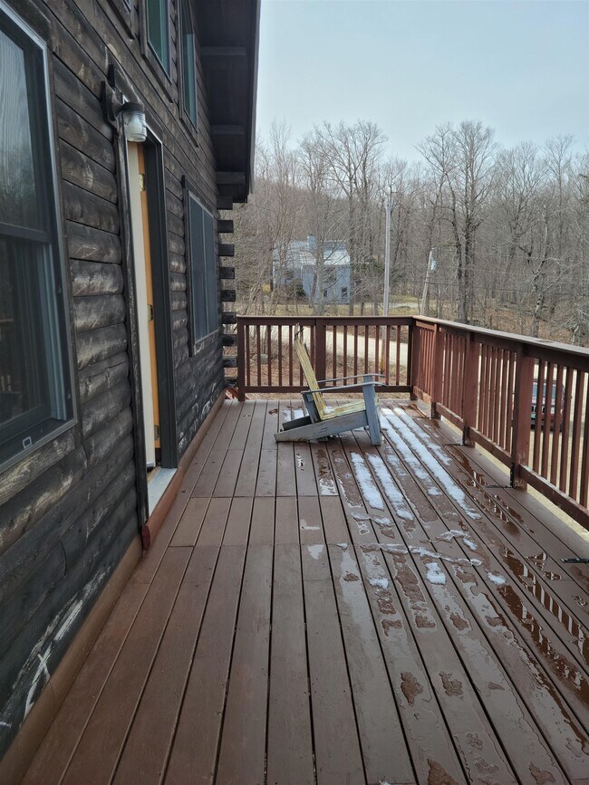 Building Photo - 52 Sylvan Ridge Rd