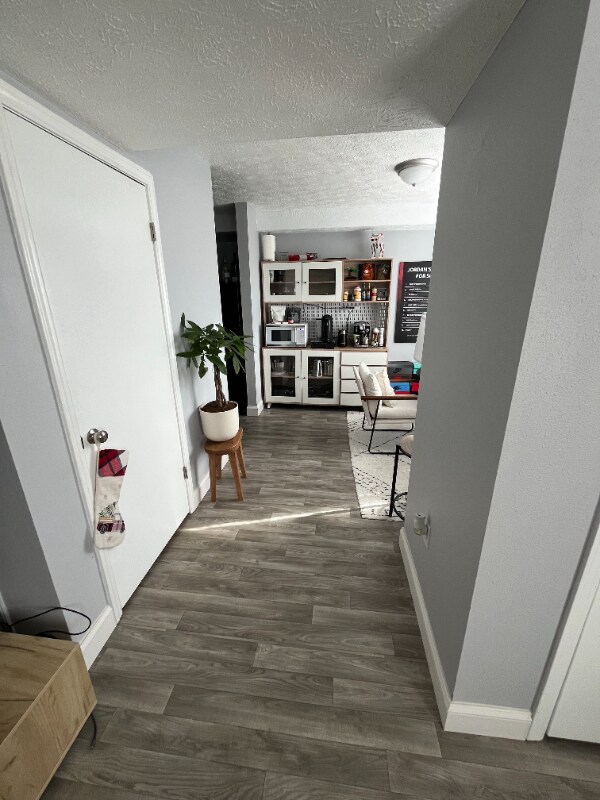 Foto del edificio - 345 McVey Rd