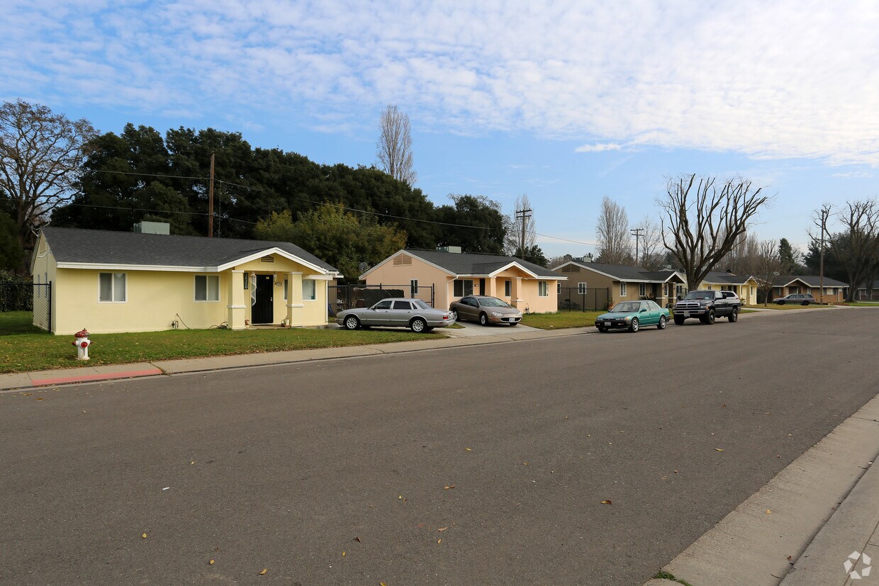 Primary Photo - Mokelumne Manor