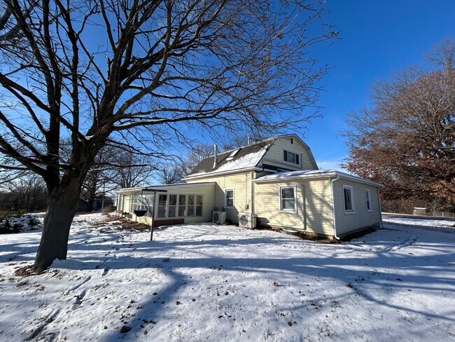 Foto del edificio - 1011 Cedar St