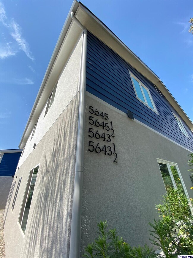 Building Photo - 5645 Willowcrest Ave