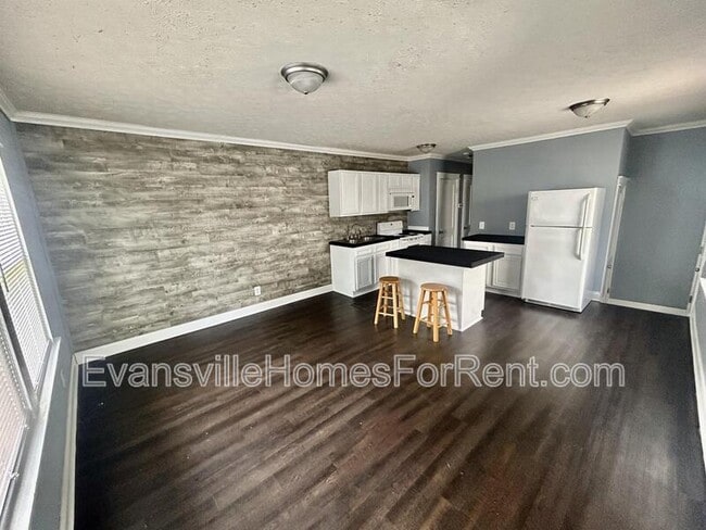 Foto del edificio - 933 Stanley Ave