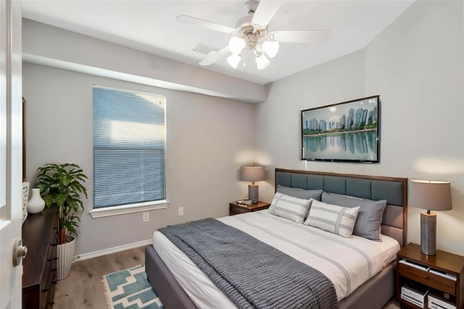 Foto del edificio - 17139 Oakwood Chase Dr