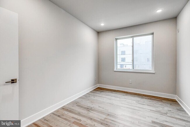 Foto del edificio - 1518 N 8th St