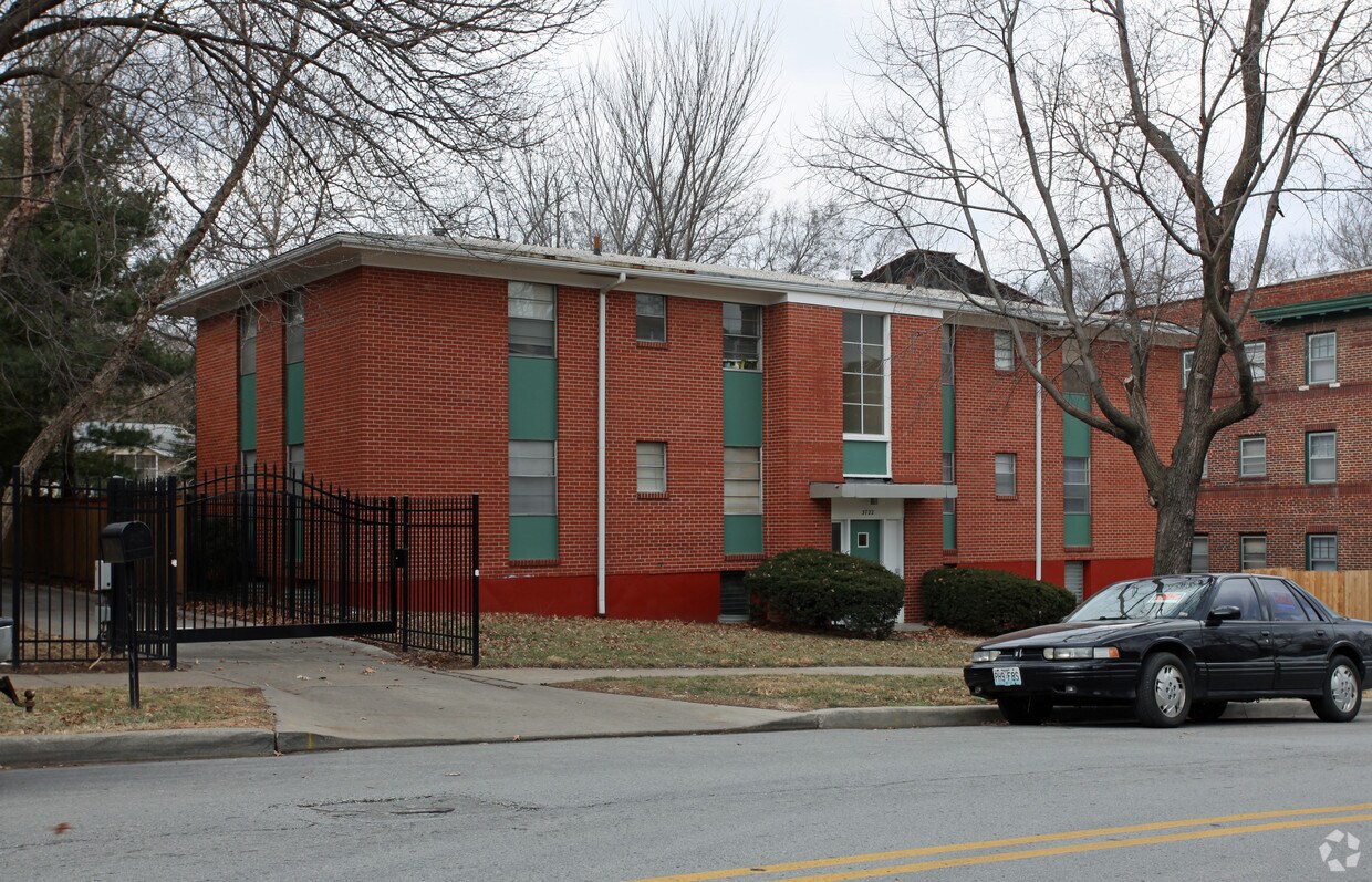 Building Photo - 3722 Wyoming St