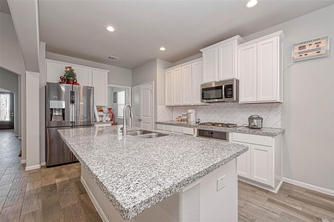Building Photo - 24115 Golden Fallow Dr