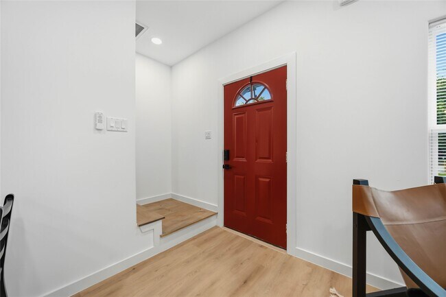 Foto del edificio - 7946 Fields St