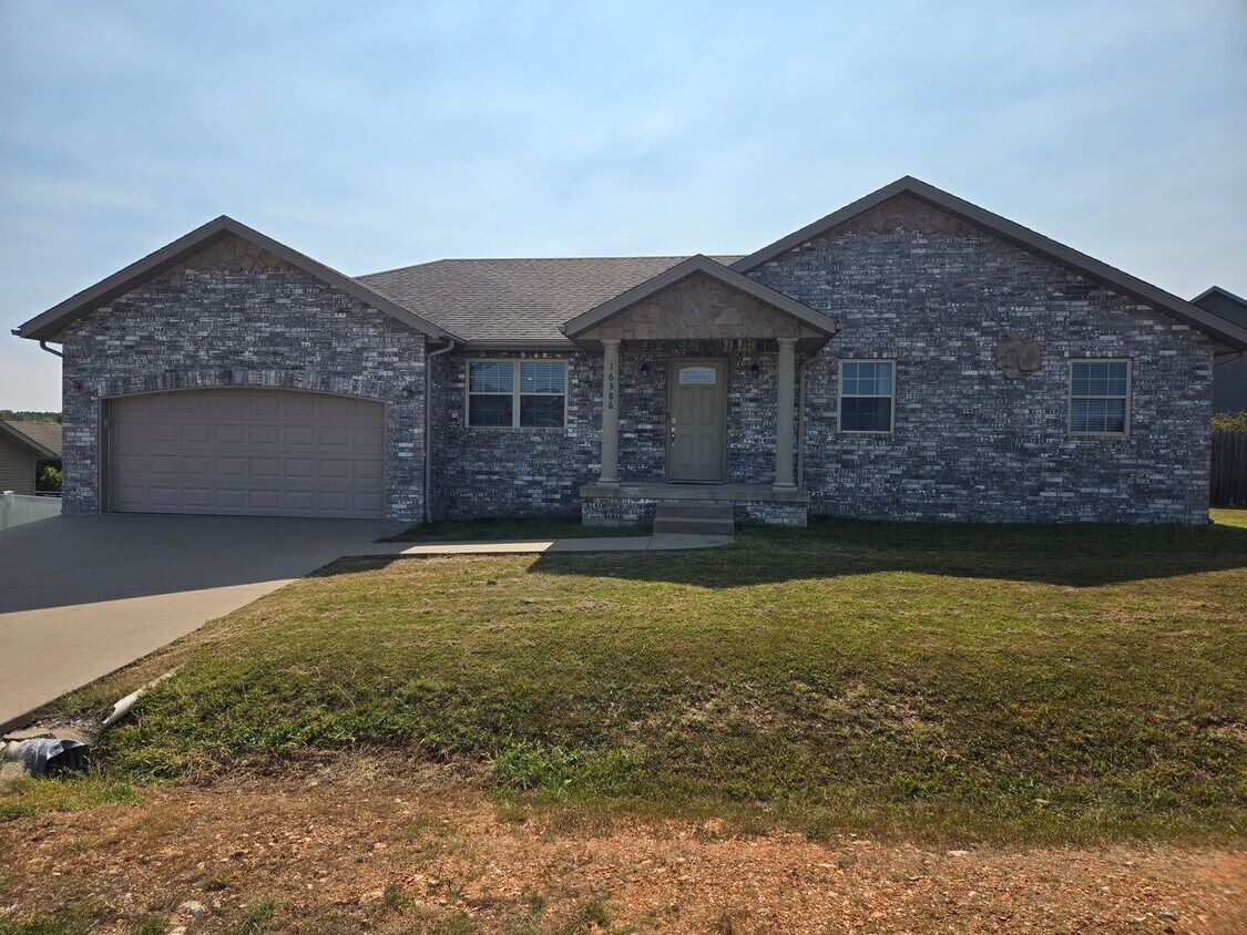 Foto principal - Fenced home close to FLW!