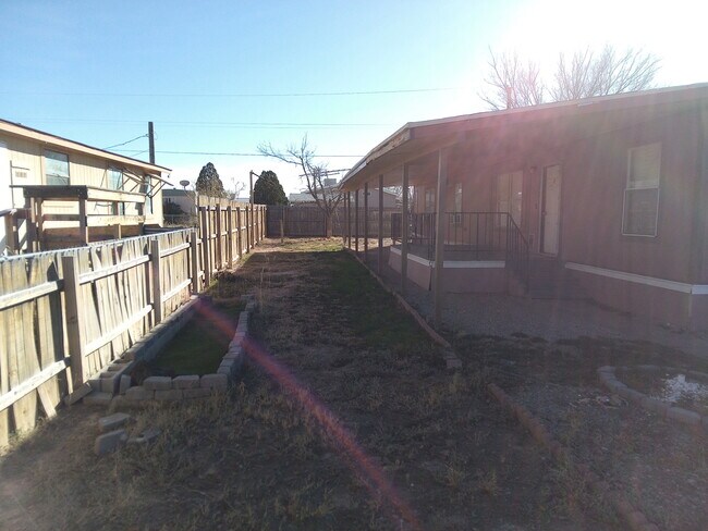 Foto del edificio - 1011 Lindberg Ave