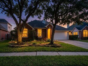 Building Photo - 10507 Aster Crest Ct