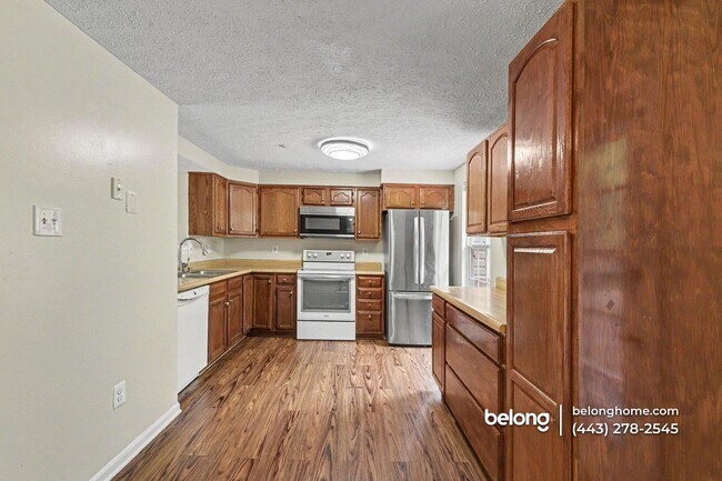 Foto del edificio - 8918 Pembrook Woods