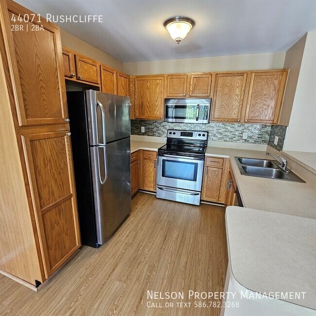 Building Photo - 44071 Rushcliffe Dr