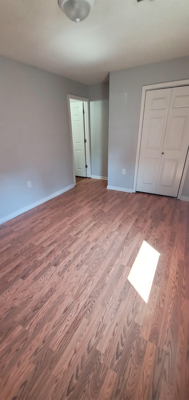 Foto del edificio - 1201 Division St