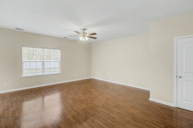 Building Photo - 1235 Peacock Trail