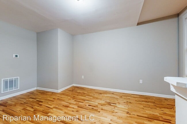 Building Photo - 3 br, 1 bath House - 408 East 21st Street