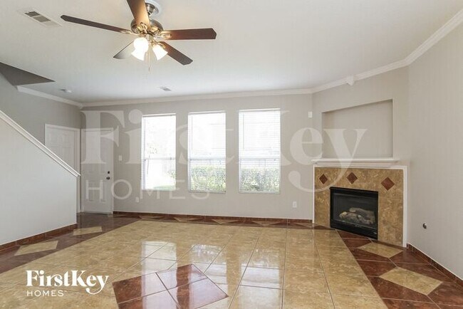Foto del edificio - 22518 Spence Park Ct