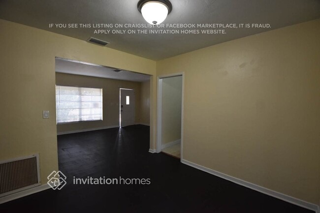 Foto del edificio - 245 NW 124th St