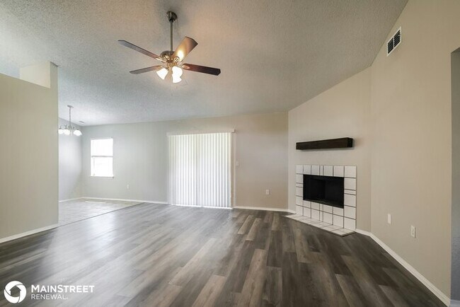 Foto del edificio - 210 Kingshill Ct SE
