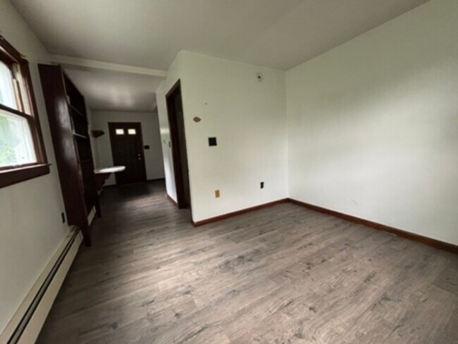 Foto del edificio - 1411 Willey St
