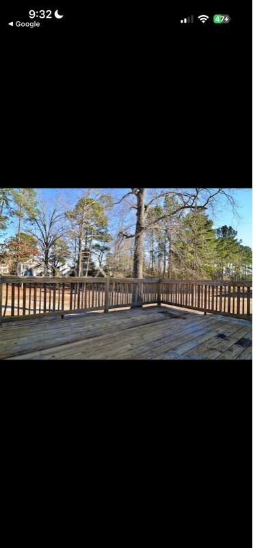 Foto del edificio - 825 Bitternut Dr