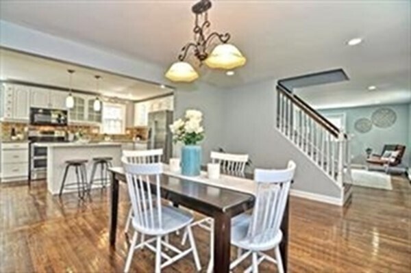 Foto del edificio - 16 Oak Hill Rd