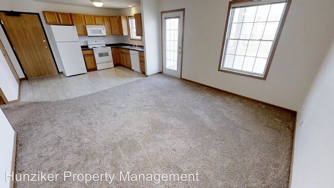Building Photo - 1324 Mayfield Dr