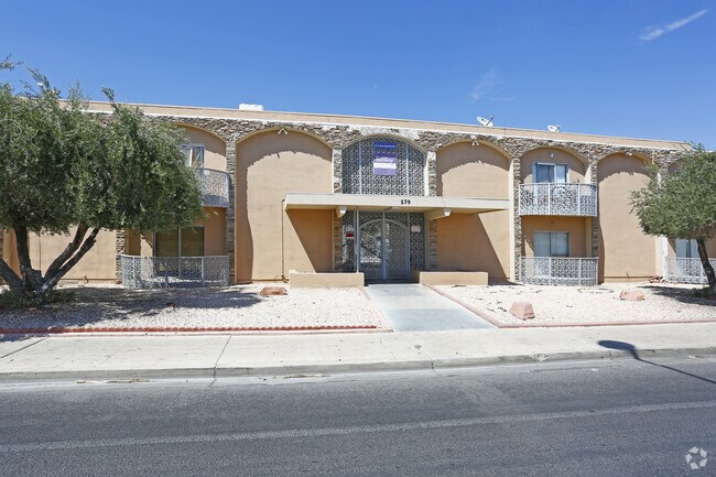 Community - Saint Louis Apartments
