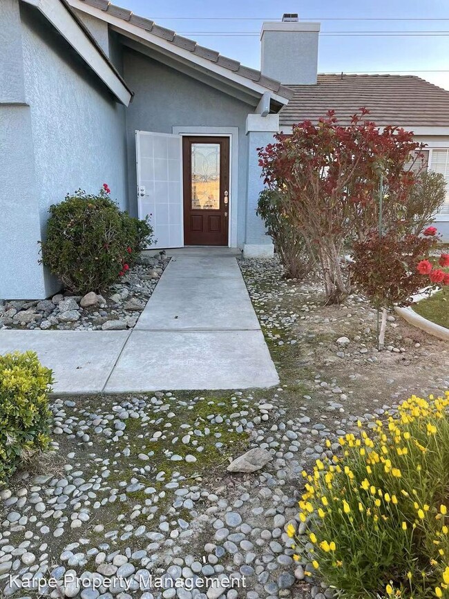 Building Photo - 3 br, 2 bath House - 9801 CASA DEL SOL DR